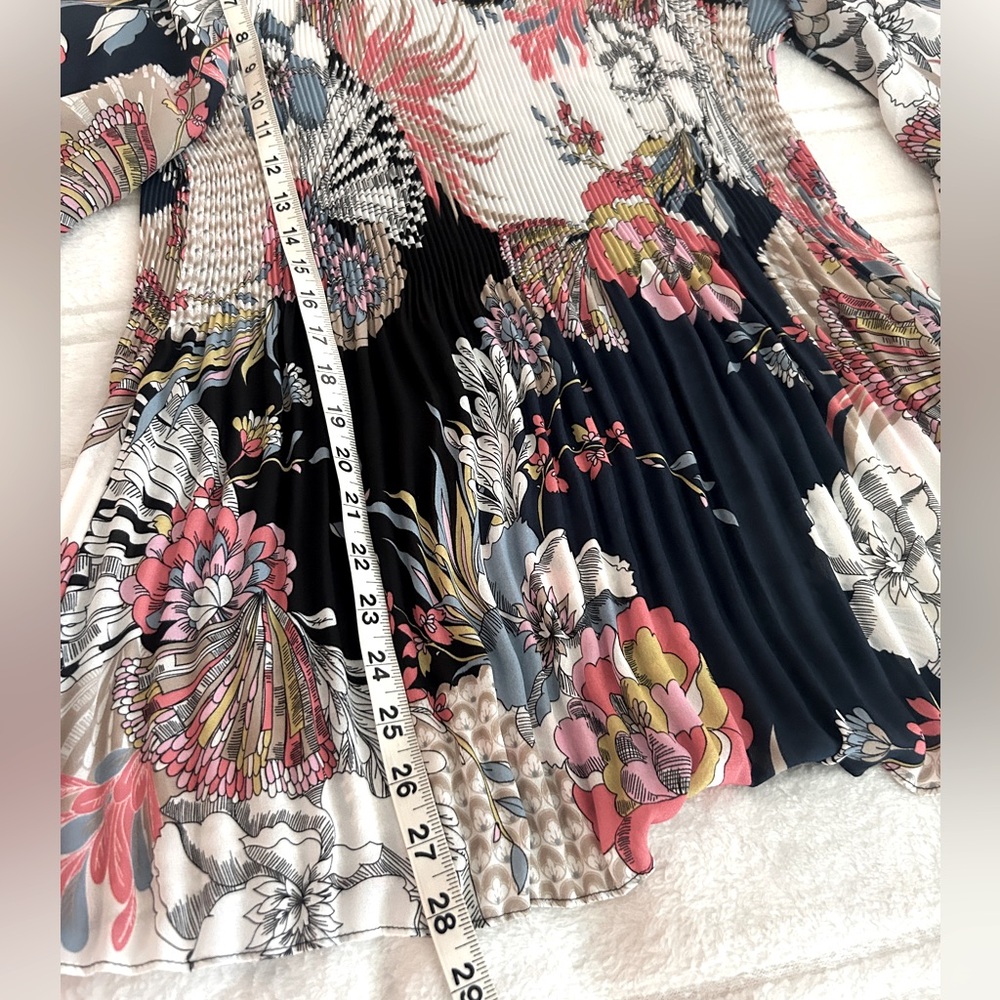 Melissa Paige Pleated White Pink Black Blouse with 3/4 Sleeves SZ L - Picture 5 of 12